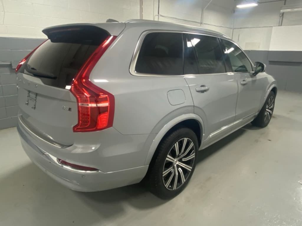 Used 2024 Volvo XC90 B5 Core SUV