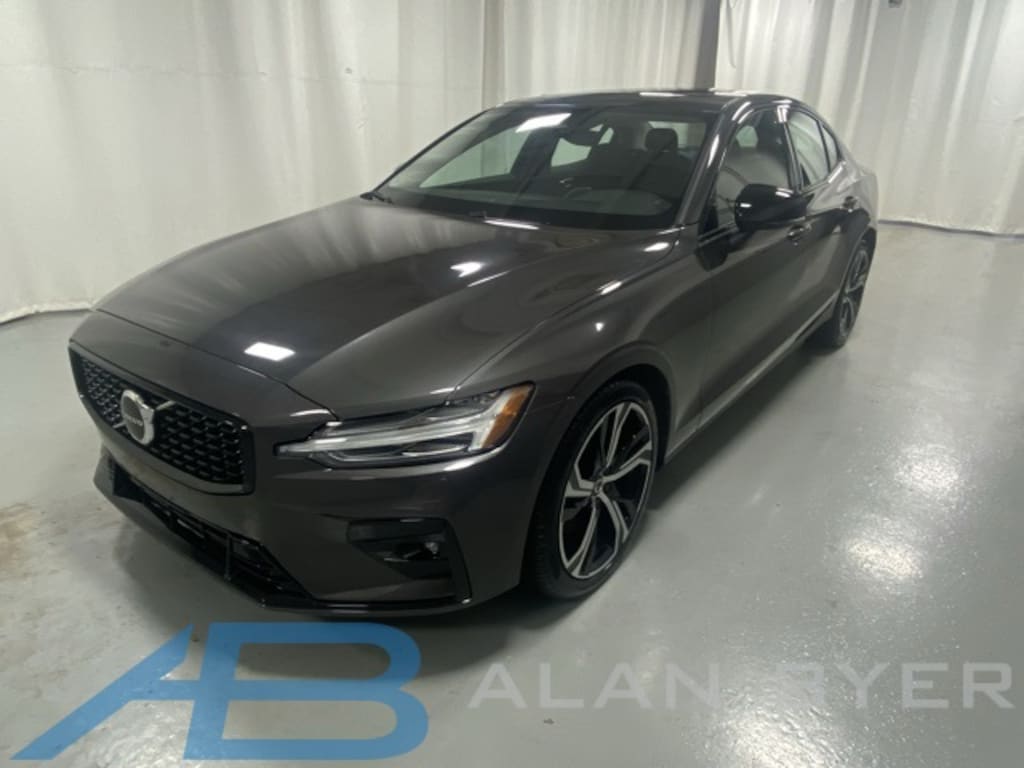 Certified 2025 Volvo S60 B5 Core Sedan