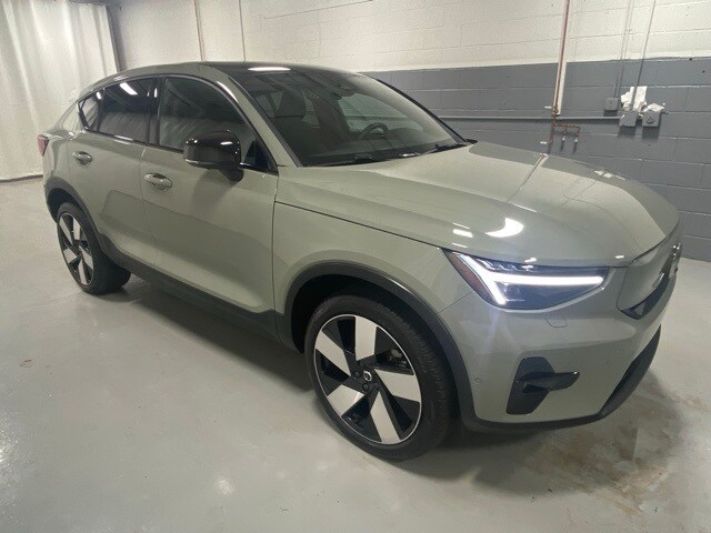 2023 Volvo C40 Recharge Ultimate photo 3