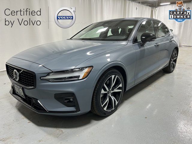 2024 Volvo S60 Plus