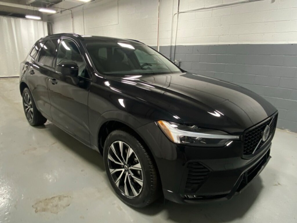 Certified 2025 Volvo XC60 B5 Core SUV