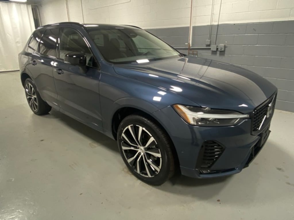 Certified 2025 Volvo XC60 B5 Plus SUV