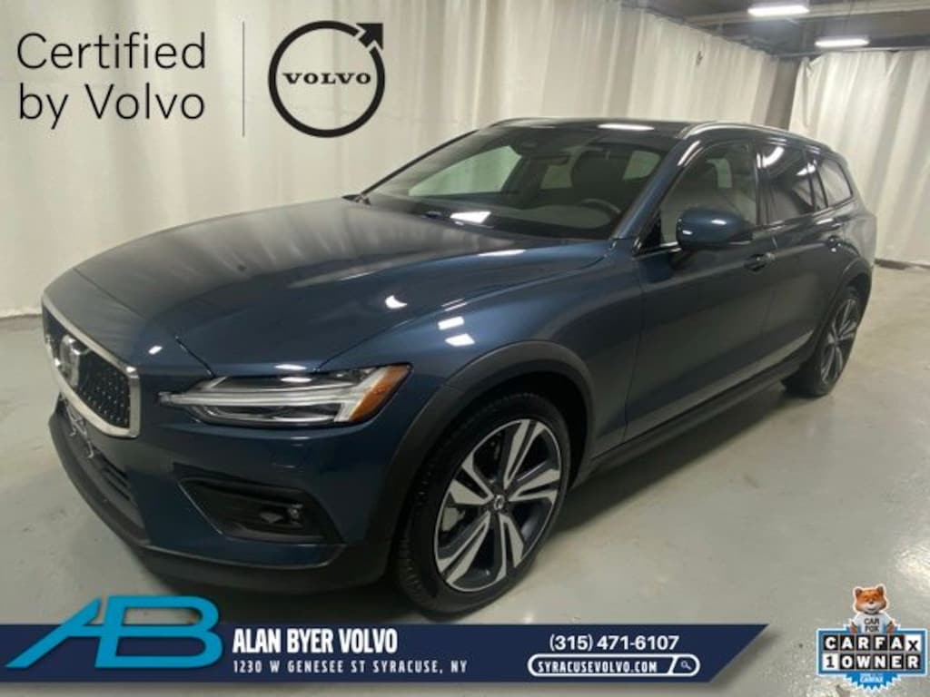 Certified 2025 Volvo V60 Cross Country B5 Plus Wagon