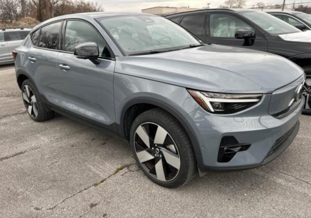 Used 2023 Volvo C40 Recharge Pure Electric Ultimate SUV