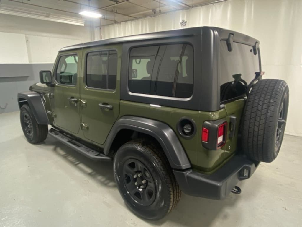 Used 2020 Jeep Wrangler Unlimited Sport SUV