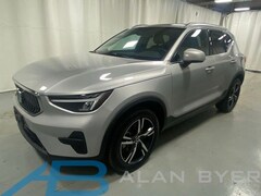 used 2025 Volvo XC40 B5 Core SUV for sale in syracuse