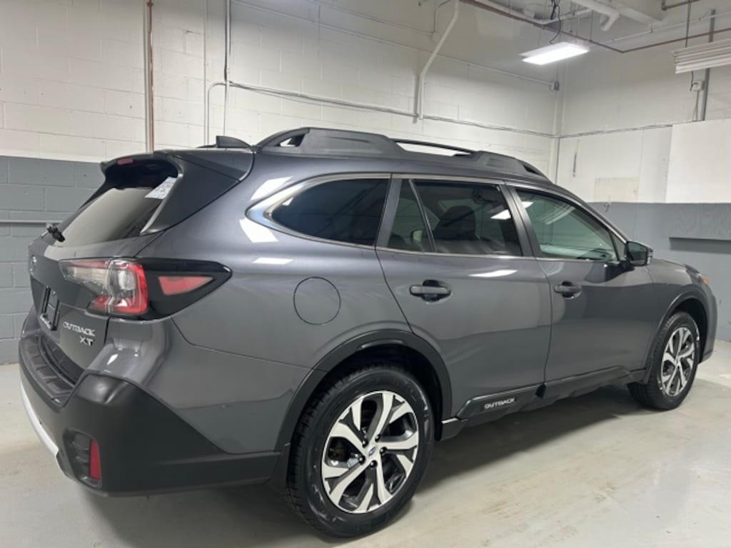 Used 2022 Subaru Outback Limited XT SUV