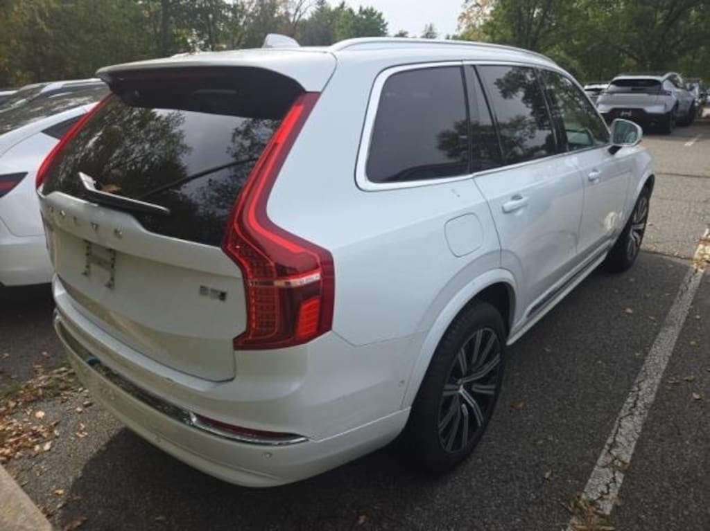 Used 2025 Volvo XC90 B5 Plus SUV