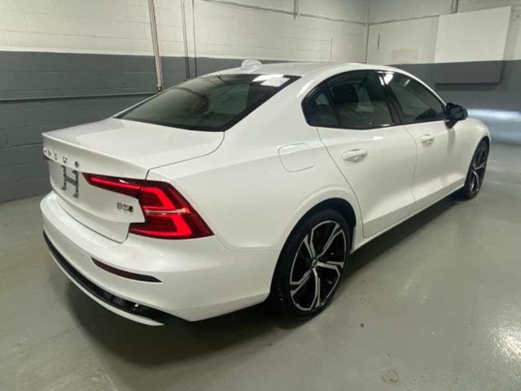 Used 2024 Volvo S60 B5 Core Dark Theme Sedan