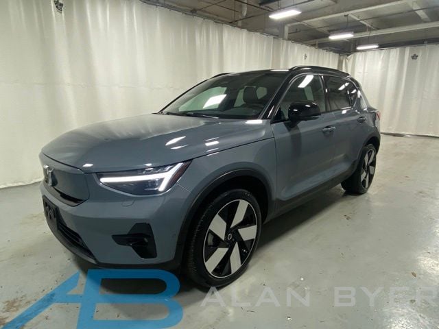 2023 Volvo XC40 P8 Recharge Ultimate AWD's photo