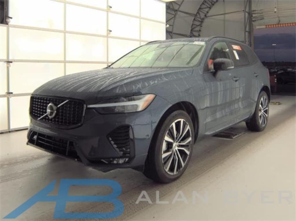 Used 2025 Volvo XC60 B5 Plus SUV
