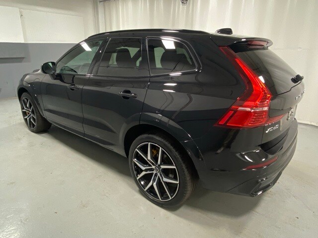 2022 Volvo XC60 Recharge Hybrid T8 Polestar photo 2