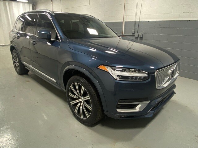 2023 Volvo XC90 B5 Plus photo 4