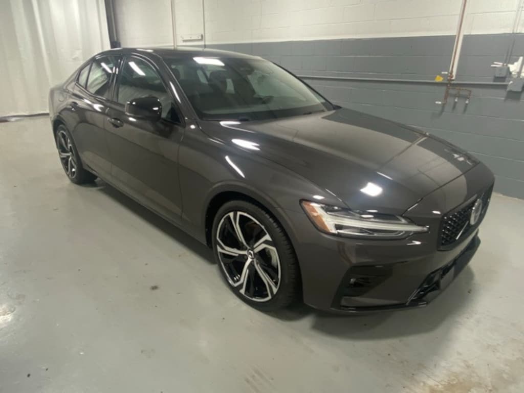 Certified 2025 Volvo S60 B5 Core Sedan