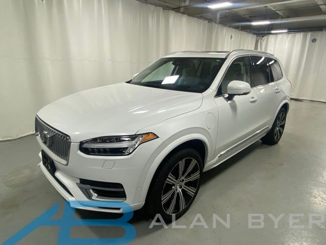  Volvo XC90 Recharge Plug-In Hybrid