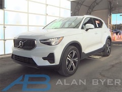 used 2025 Volvo XC40 B5 Core SUV for sale in syracuse