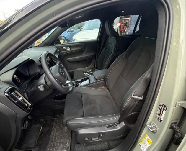 Used 2024 Volvo XC40 Recharge Pure Electric Ultimate SUV