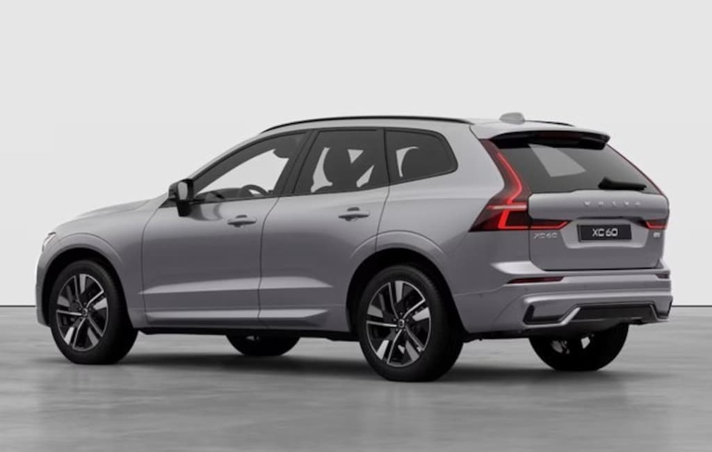 New 2026 Volvo XC60 B5 Plus SUV