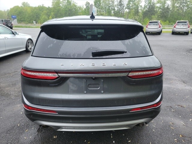 2024 Lincoln Corsair Premiere photo 3