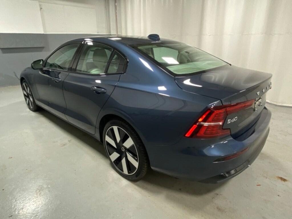 Used 2025 Volvo S60 Plug-In Hybrid T8 Ultra Sedan