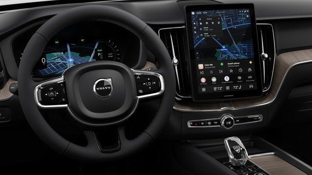 2026 Volvo XC60 Plus - Photo 8