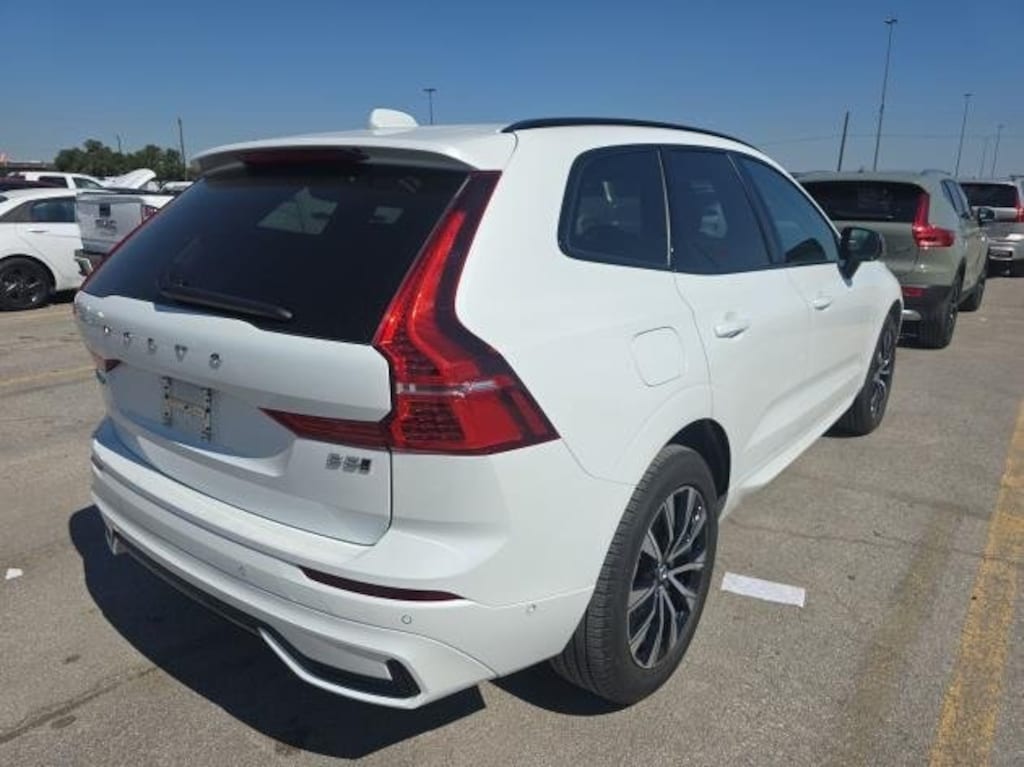 Used 2025 Volvo XC60 B5 Plus SUV