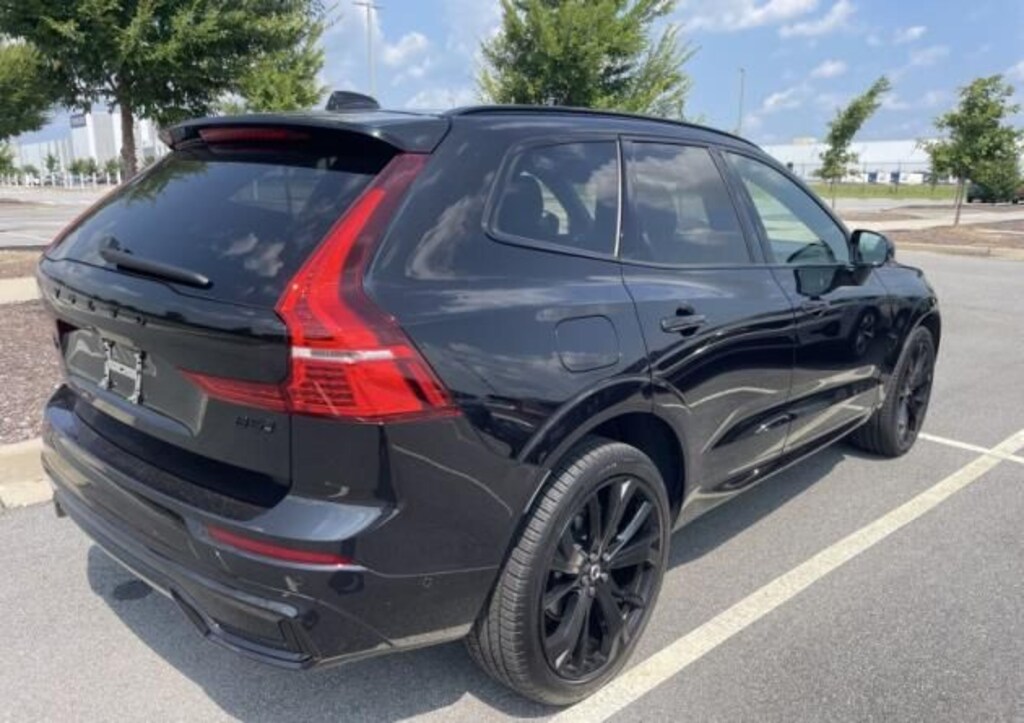 Used 2025 Volvo XC60 B5 Ultra Black Edition SUV