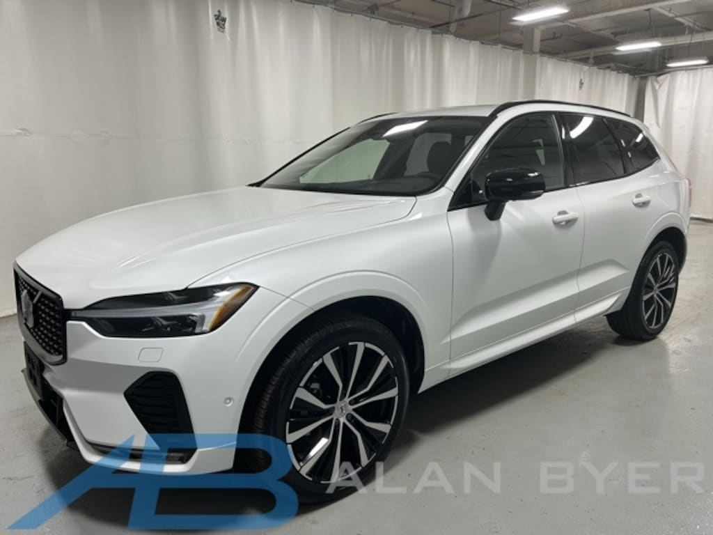 Used 2025 Volvo XC60 B5 Plus SUV