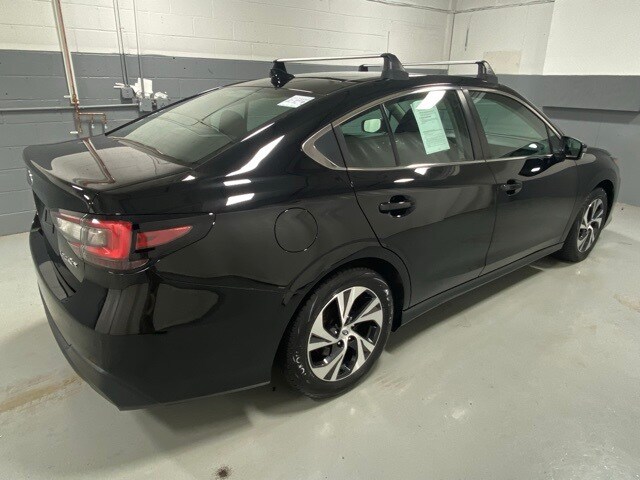 2022 Subaru Legacy Premium photo 3