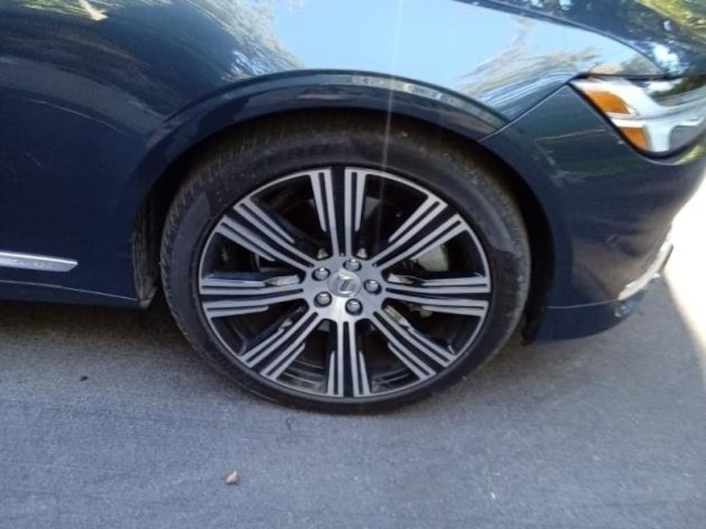 Used 2024 Volvo S90 Recharge Plug-In Hybrid Ultimate Sedan