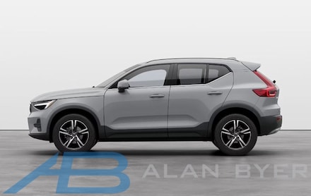 2025 Volvo XC40 B5 Core Bright Theme SUV