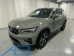used 2025 Volvo XC40 B5 Core SUV for sale in syracuse