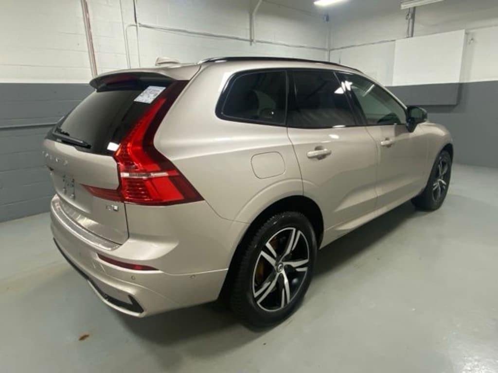 Used 2025 Volvo XC60 Plug-In Hybrid T8 Ultra SUV