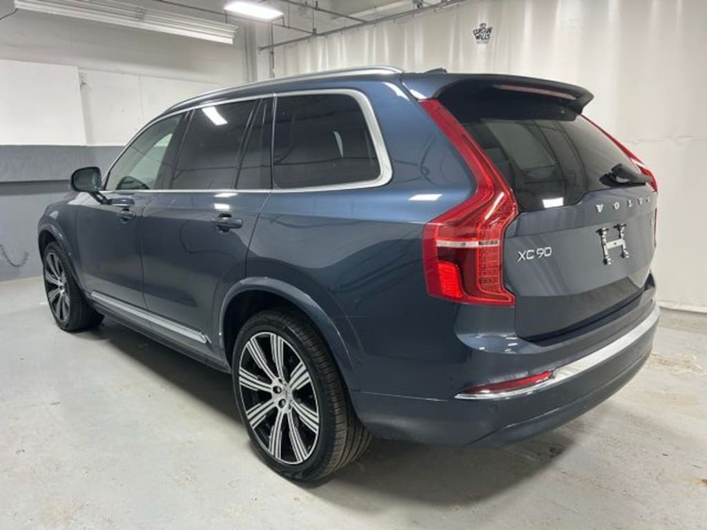 Used 2025 Volvo XC90 B5 Ultra SUV