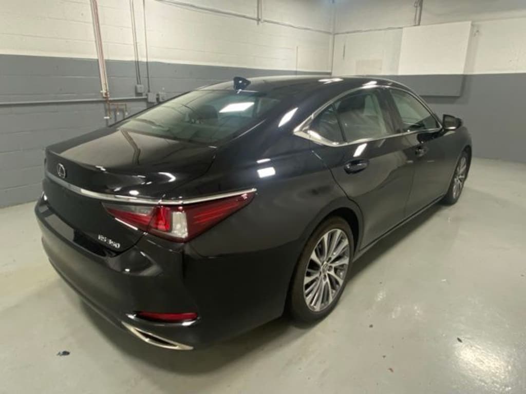 Used 2019 Lexus ES 350 Sedan
