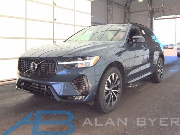2025 Volvo XC60 B5 Plus Dark AWD's photo
