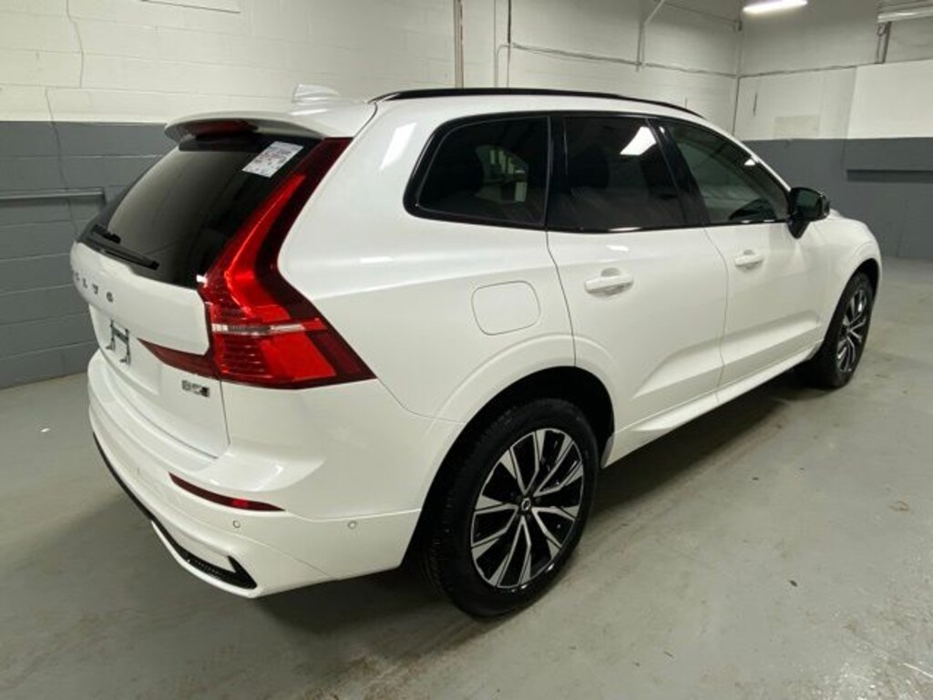Used 2025 Volvo XC60 B5 Plus SUV