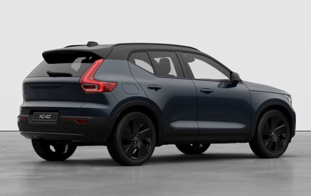 New 2026 Volvo XC40 B5 Ultra Black Edition SUV