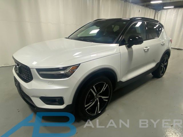 used 2021 Volvo XC40 R-Design SUV for sale in syracuse