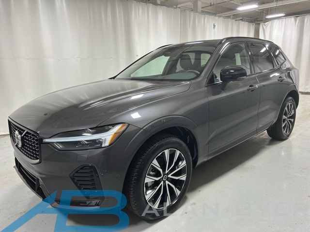 2025 Volvo XC60 B5 Plus Dark AWD's photo