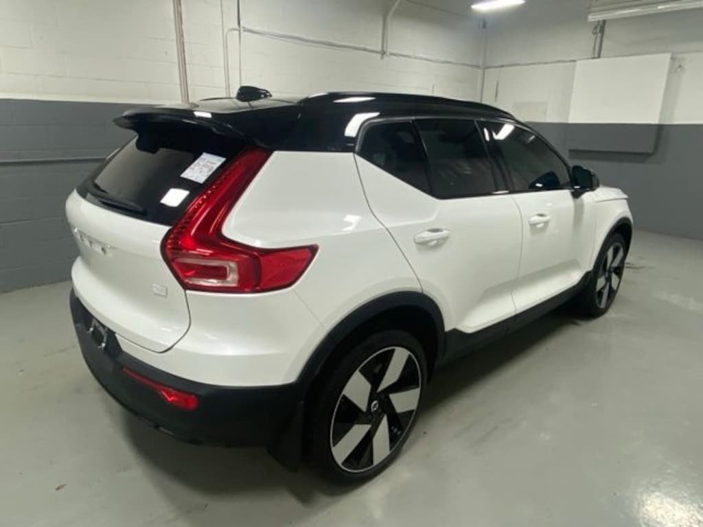 Used 2023 Volvo XC40 Recharge Pure Electric Ultimate SUV