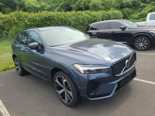 2024 Volvo XC60 Recharge Hybrid Ultimate photo 2