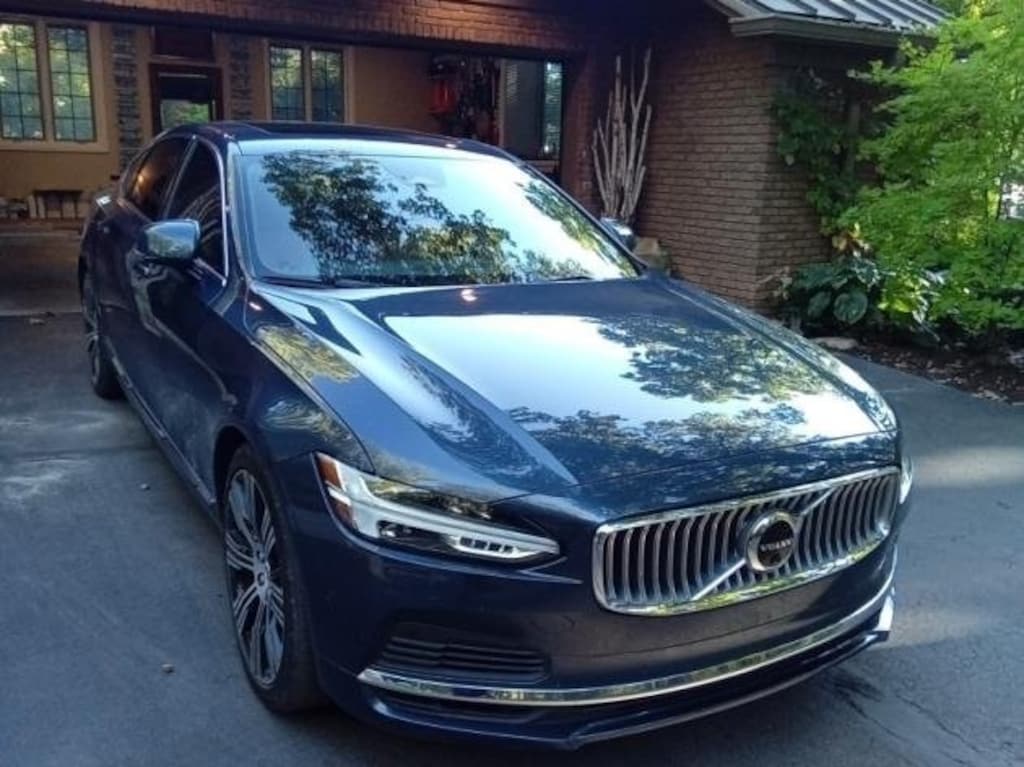 Used 2024 Volvo S90 Recharge Plug-In Hybrid Ultimate Sedan
