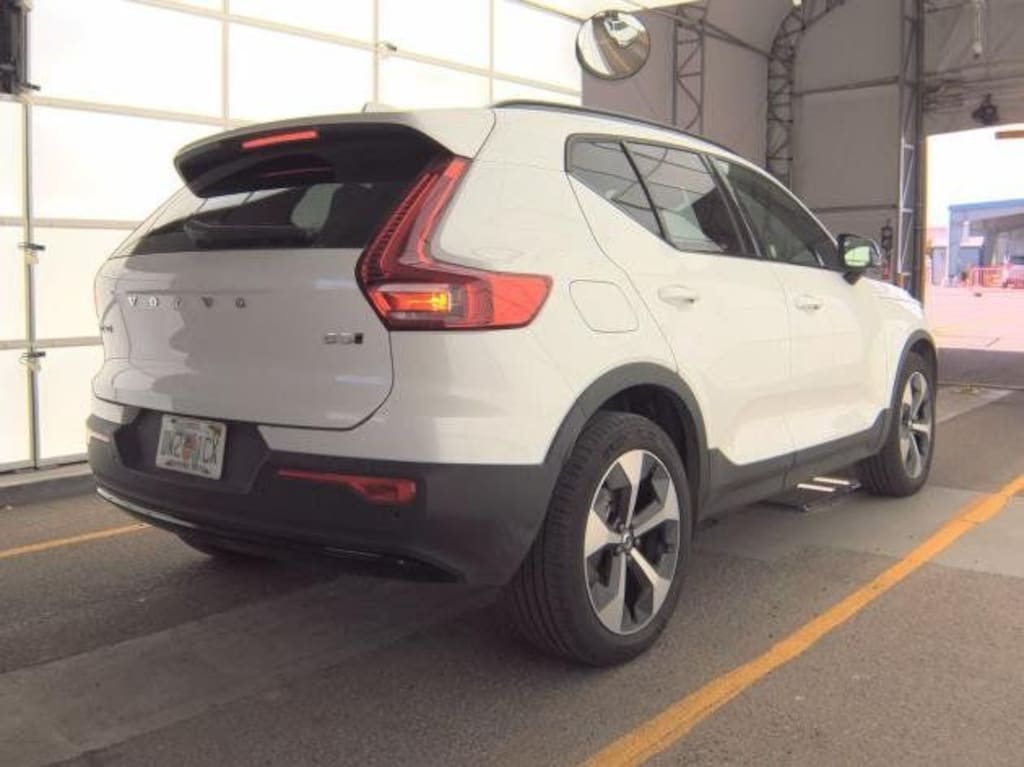 Used 2025 Volvo XC40 B5 Plus Dark Theme SUV