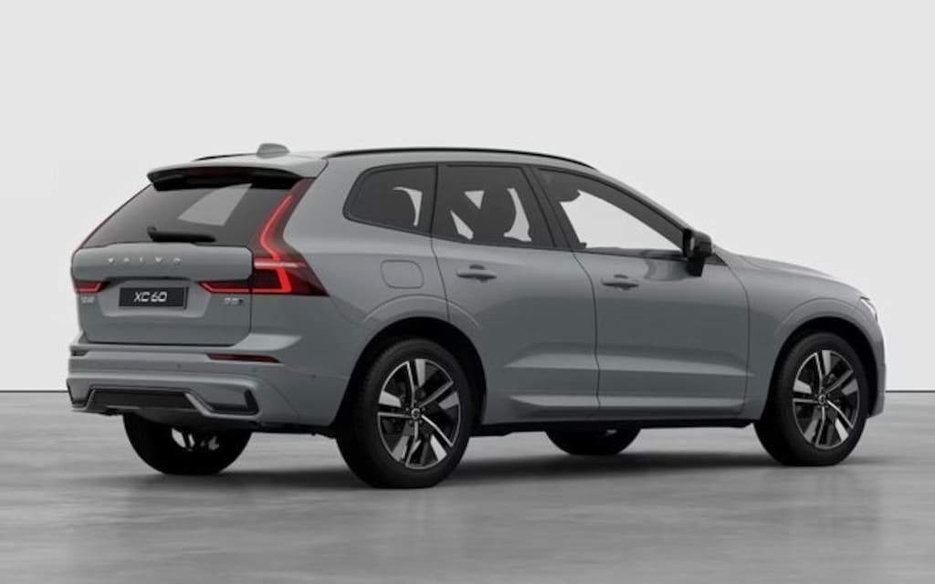 New 2026 Volvo XC60 B5 Plus SUV