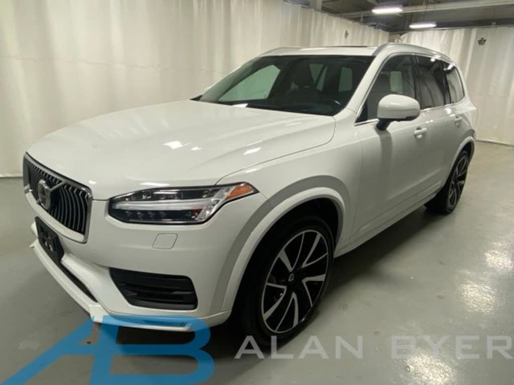 Used 2021 Volvo XC90 T6 Momentum SUV