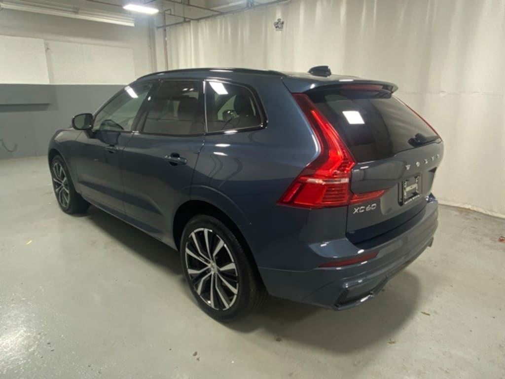 Used 2025 Volvo XC60 B5 Ultra SUV