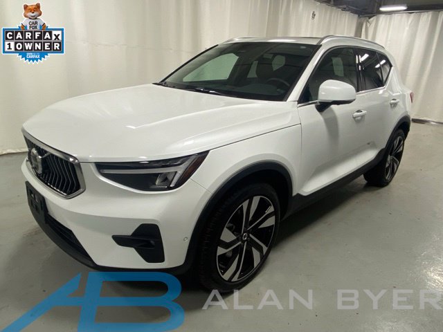 Certified 2023 Volvo XC40 B5 Plus Bright Theme SUV