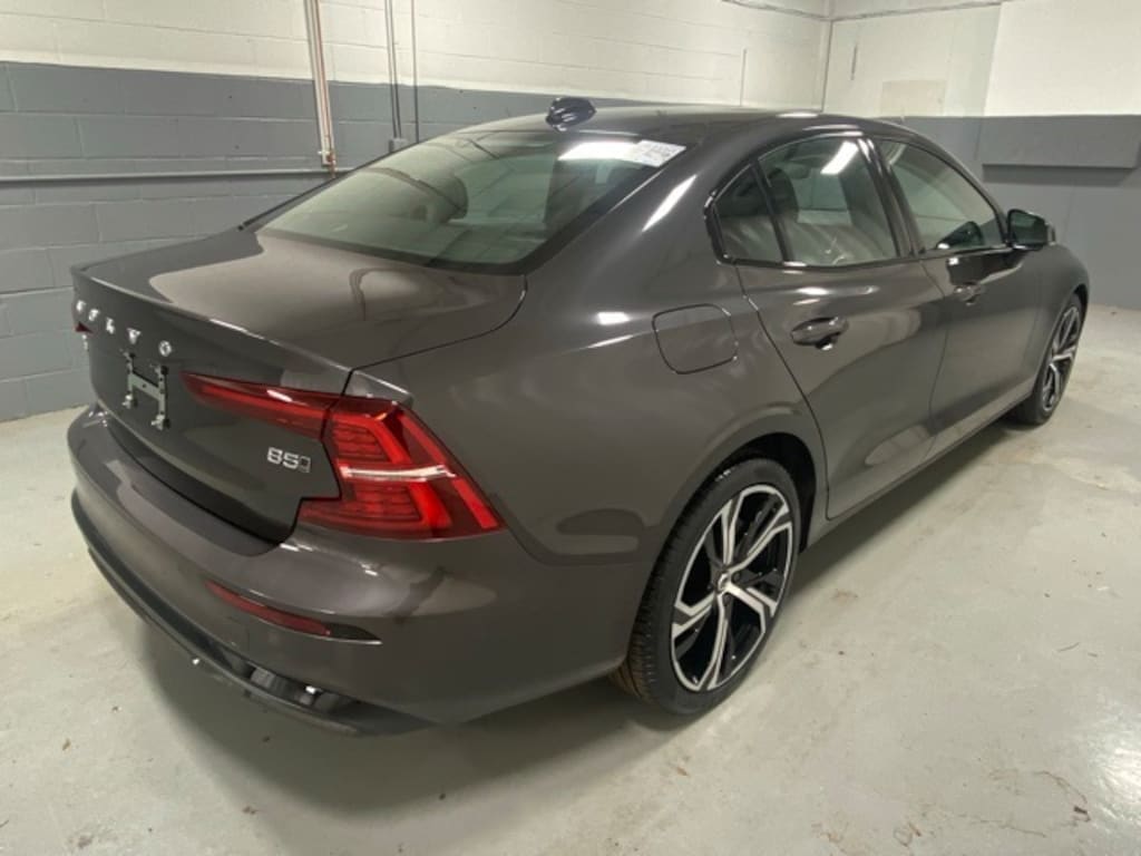 Used 2025 Volvo S60 B5 Core Sedan
