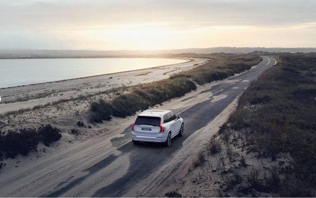 2026 Volvo XC90 Plus - Photo 6